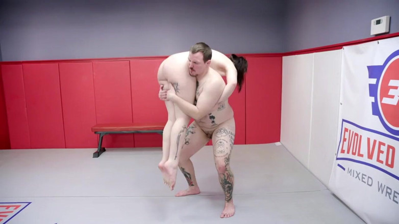 Evolved Fights: Raven Vice Vs Justan Nicecock