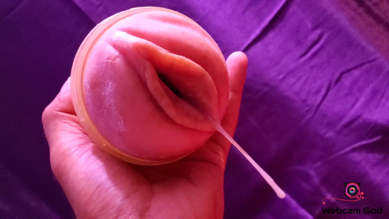 Arthur Eden aka Webcam God: Fleshlight, ep.2 - creampie (4K)