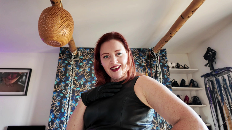 InannaJustice: Skórzane rękawiczki dokuczają