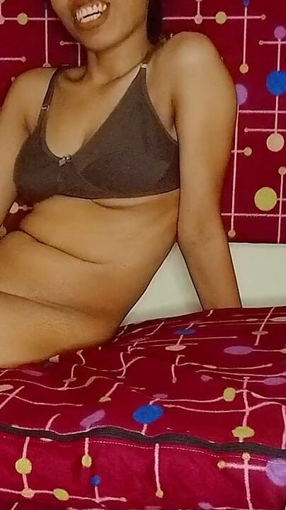 NikiRathod: Paja, masaje con aceite y sexo en la cama para...