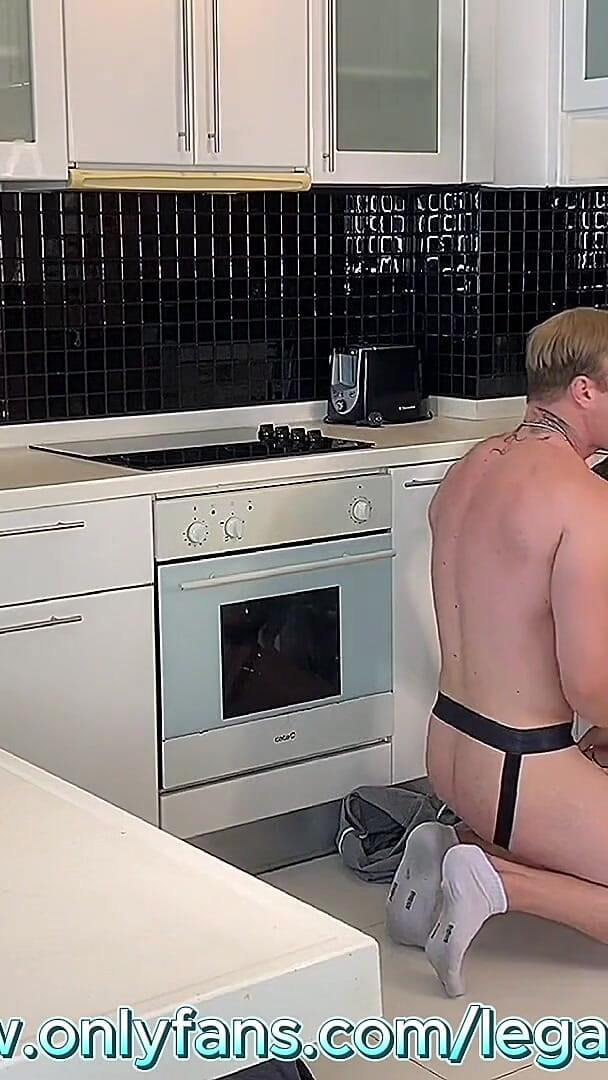 Legacy Mess: Hung Dominant Mistress Fucks Her Toy Boy Slave Deep Anal...