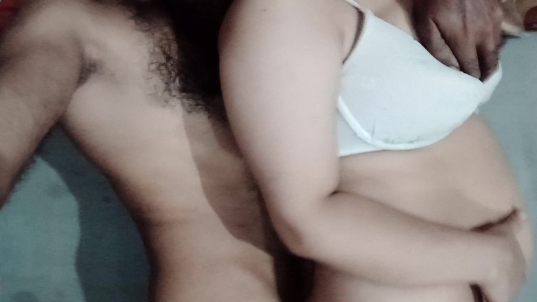 Yasmeen: Nevlastní dcera ke mně přišla nahá