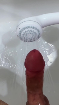 Duş başlığı frenulum orgazm ve boşalma