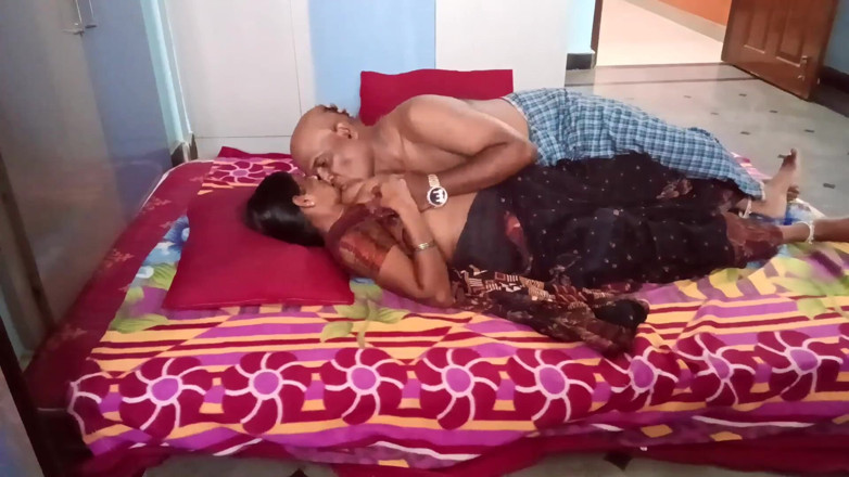 Sexy sindu: Manžel manželka romantické sex video