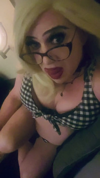 Krissy Sweets Fucks Asshole