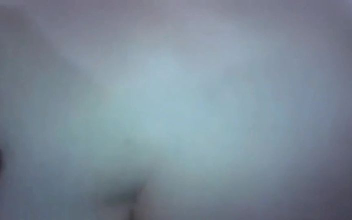 Real homemade BBW BBC porn: Rider på sin stora svarta kuk sprutar