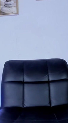 Shemale Xarabliz Huge Cock Dominating on Stripchat thumbnail