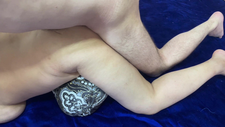 Roben: I Fucked the Neighbor Who Played with Pussy