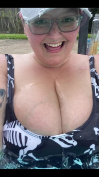 Went to the Pool & Got Some Sun