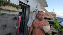 bekycarril: Kompilace Slurping Piss From Glass # 2