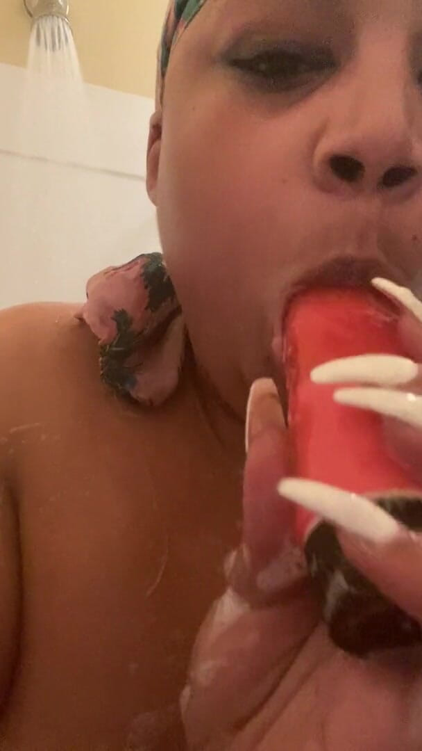 Misskelly80: seksi dildo