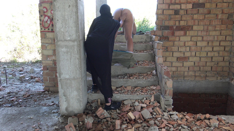 Souzan Halabi: Il soldato americano viene umiliato dalla moglie musulmana in Siria