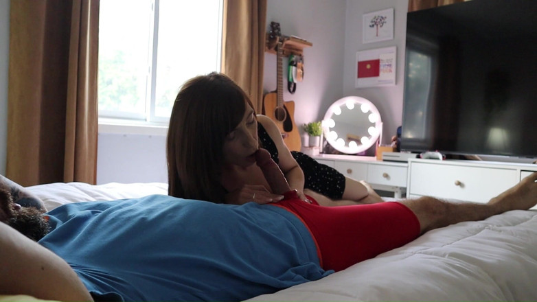 JessTonySquirts: Stepdaddy Isn't Home, Lets Have Fun - Horny Stepmom