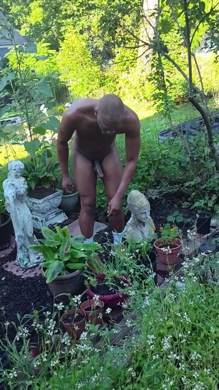 Kennie Jai: Kennie Jai se branle sur un Airbnb