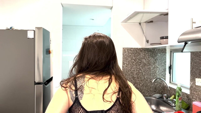 scarlettandc: 레즈비언들이 엉덩이 섹스 중이에요