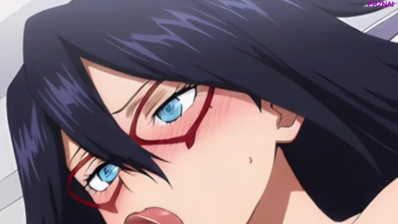 Prznai: Mon héros, la poule de minuit de l’Université