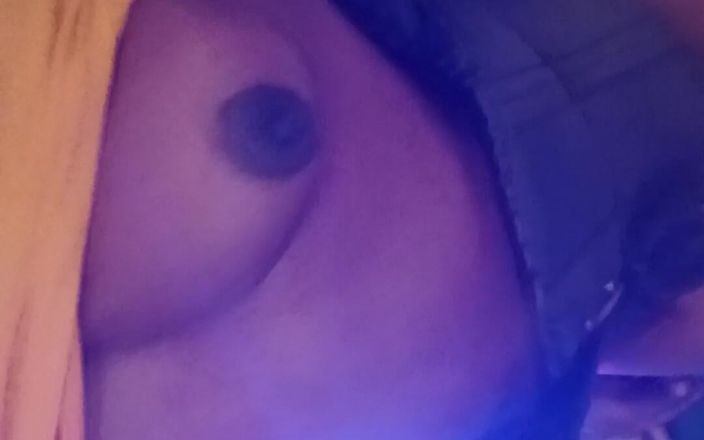 TS freaky MILF: Мої цицьки