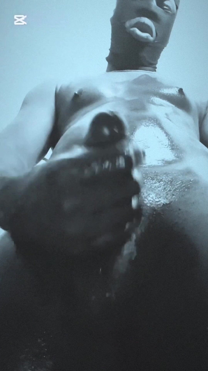 Bbc-godaddy: Bölüm 1 büyük zenci yarağı usta damızlık sert okşuyor ve boşalana...