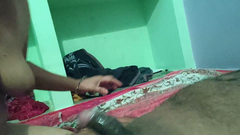 Sexy sindu: Blowjob India menghisap batang awek desi panas bercakap kotor