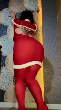 Stepson Celebrates Christmas with Mrs. Santa, She Came to Fulfill His Hot Fantasies, Anal and Cum