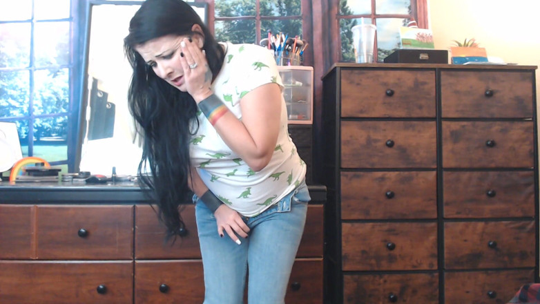 Abby Anna: Oh No I Wet My Jeans