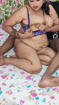 Chubby Girlfriend Squirt When Boyfriend Fuck Hard
