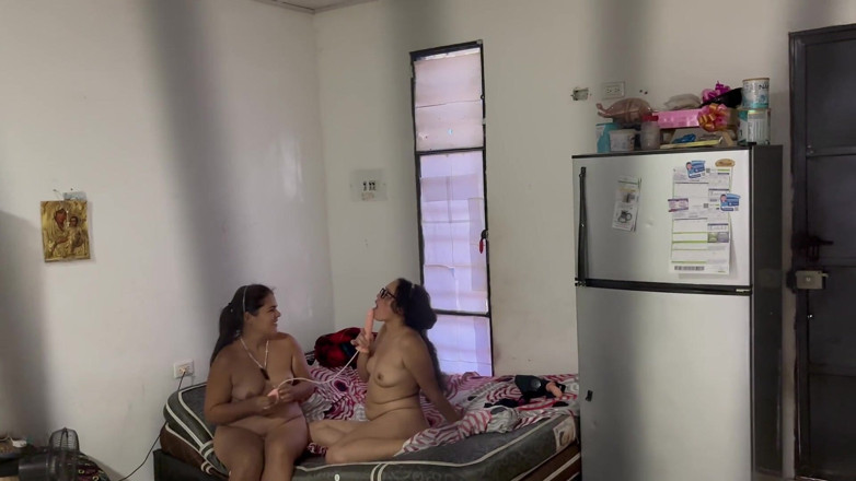 Kanu Eel: Hete buren betrapt op lesbische seks als hun man uit...