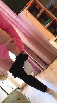 존나게 아름다운 영과 함께하는 익스트림 클로즈업 후장 섹스 비디오(18 Y.o.) 소녀