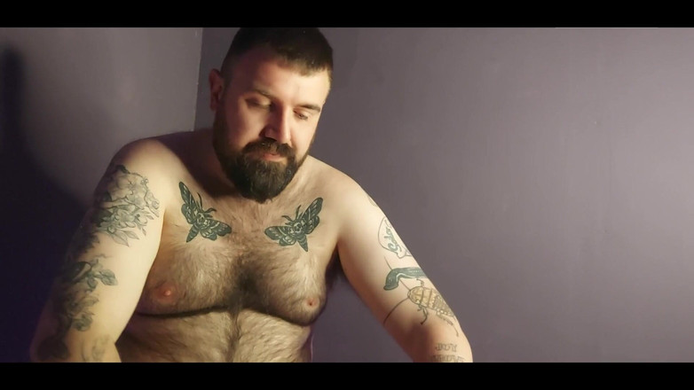 Chris Underwill: Sacred Slut Snackies - Eating Cummy Melon