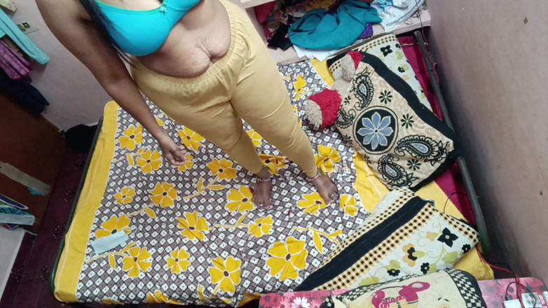 Reshmahotever: Mi esposa amigo toma la espalda caliente