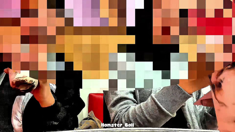 Hamster_Ball: Arkadaşımın orta yaşlı seksi Müslüman karısını seks için kafeden eve...