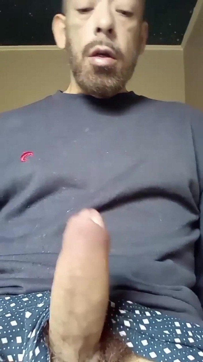 BBIG: 私の巨大なペニスがあなたの財布に敬礼しています!