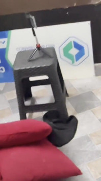 Moja przyrodnia siostrzenica przybyła, gdy załatwiałem jej seks ze mną.