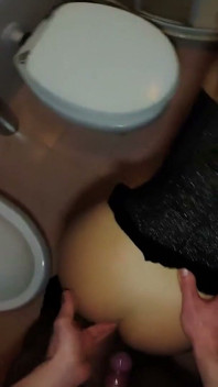 She Went to Pee and Got a Fat Dick in Her Anus with Creampie