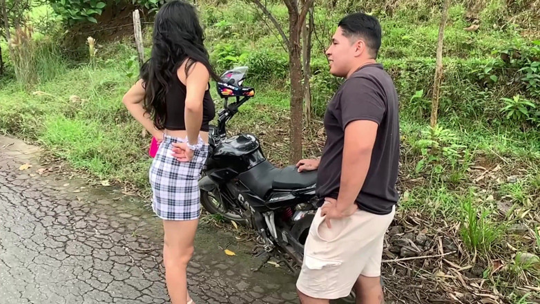 NamiQsein: 他说服我在山上啪啪啪