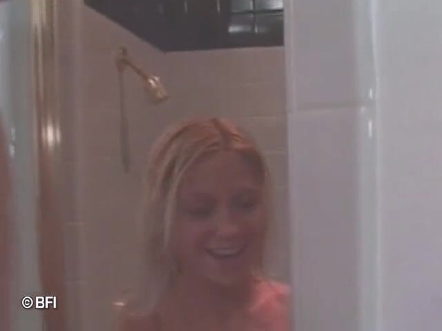 Tight sweet and irrestible sweet teen pussy: Kelly la colegiala, parte 8 DVD