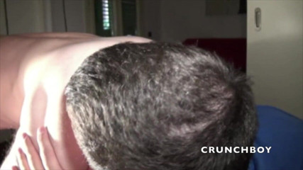 Crunch Boy: Brian futută de Carlos - homosexual curios, heterosexual sexy