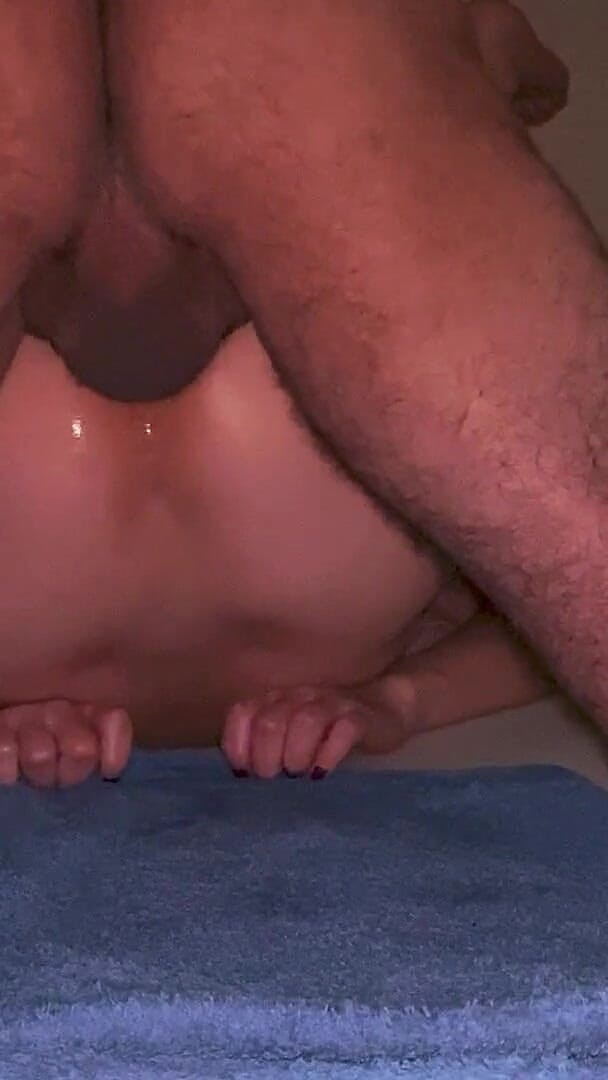 Jollyfuckingoldman: The MILF Next Door Opens Her Legs Part 9
