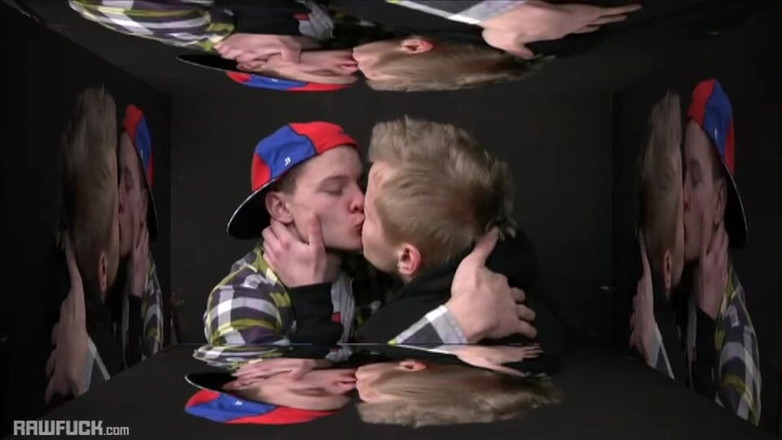 Raw Fuck: Futai cu pișat al lui Twink Skater Bros