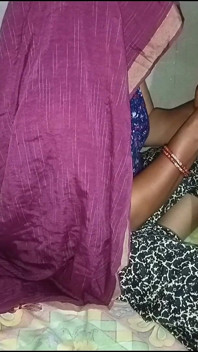 Pooja Bhabhi Night complet dur bhabhiji futai romantic la miezul nopții