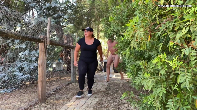 Mistress April: Dominatrix sahibe April - su kayağı - yakalama 2