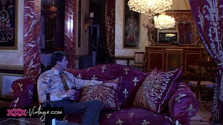 XXX-Vintage: Retro anal-dreier in Roma