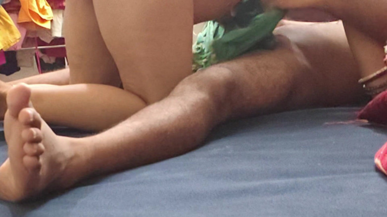 Busty Banuu: Bustybanuu เย็ดกับผัว