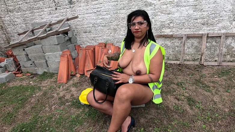 Lukas Zaad: Work and Horniness: the Architect's Wild Masturbation on a Live...