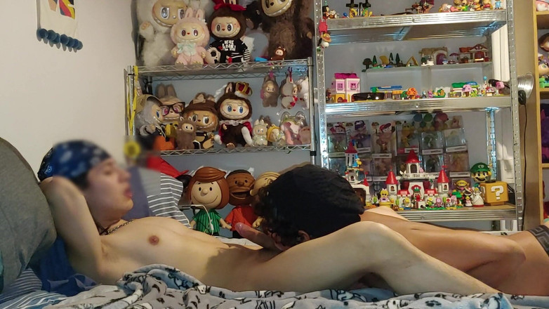 LeoTeenLatinos: Heteroseksuele Jakhals probeert voor het eerst homoseksuele seks - "El Zetas"