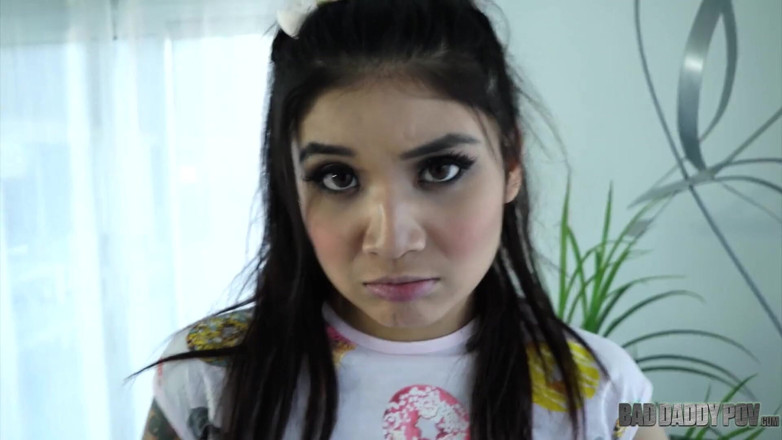 BadStepFamilyPov: Dövmeli Brenna Sparks üvey babasından karnına püskürtülüyor