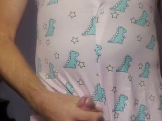 Fantasies in Lingerie: Min söta pyjama och spermasprut