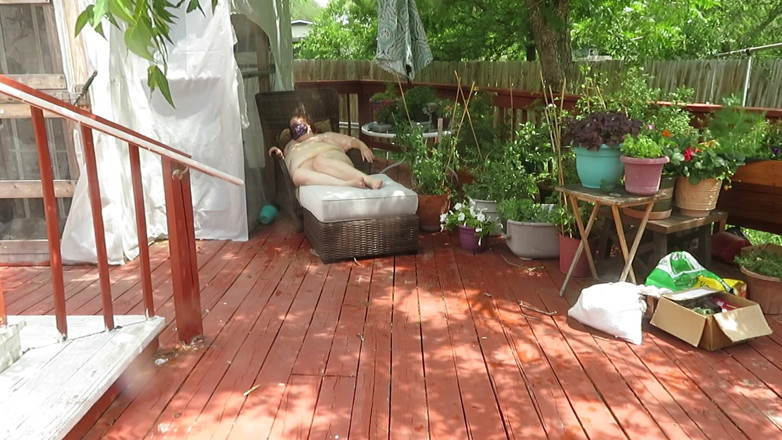 BBW nurse Vicki adventures with friends: Nurse Vicki is resting in the nude take 2