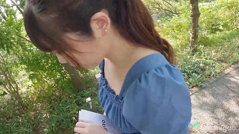 Tenshigao: Suri rumah Jepun Asami Wakana datang kepada kami untuk berbogel...