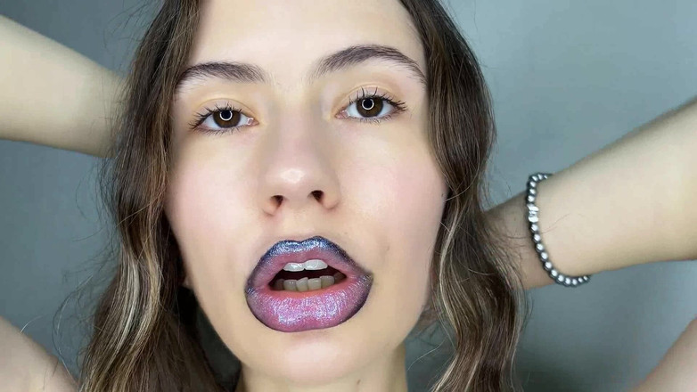 Rarible Diamond: Gentle Giantess Sticky Kiss POV